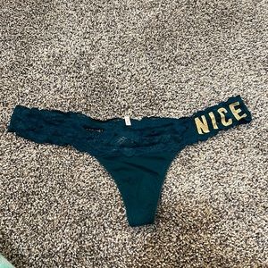 VS/pink “naughty or nice” thong panties